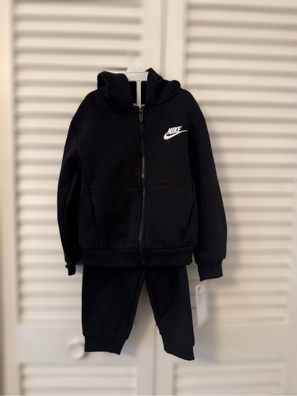 Nike Black Kids Matching Hoodie & Joggers Set Size 4